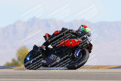 media/Mar-21-2025-CVMA Friday Practice (Fri) [[30cd4fe323]]/5-Racer 4/Session 3 Turn 9 Entry/